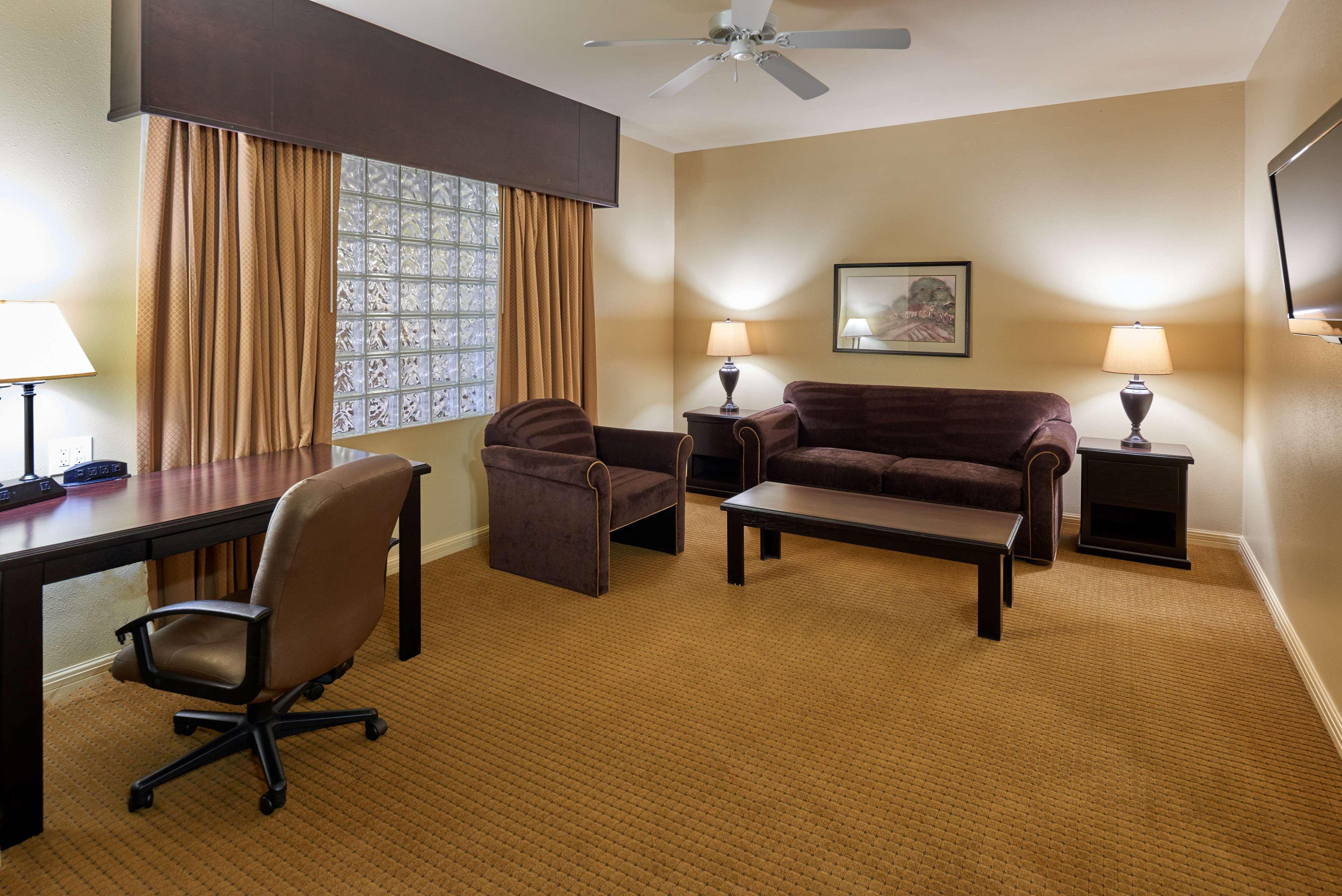 Radisson Hotel El Paso Airport Ngoại thất bức ảnh